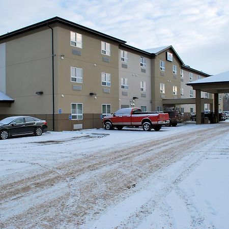 Paradise Inn And Suites Redwater Exterior photo